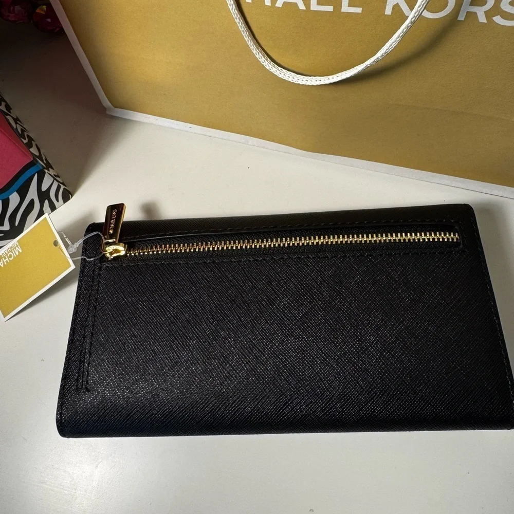 Michael Kors Jet Set Travel Wallet NWT